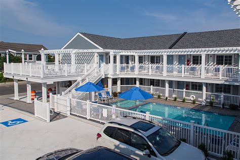 Stone harbor inn - The Stone Harbor Inn, Stone Harbor, New Jersey. 252 likes · 1 talking about this · 33 were here. The perfect place for your summer vacation. Feel free...